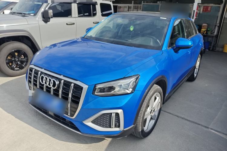 Used Audi Q2L 2022 35 TFSI Advanced Style Edition Guazi used car, China used car export, Used car for sale, Used cars, Cheapest cars for sale