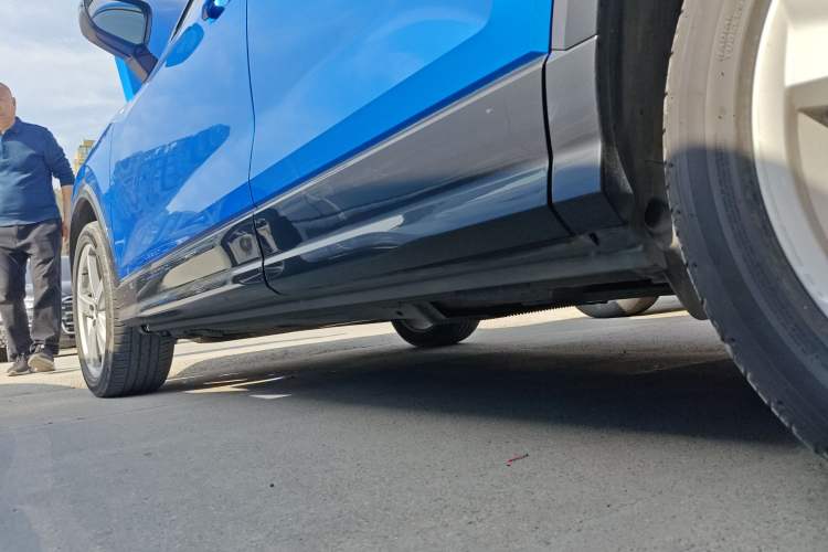 Used Audi Q2L 2022 35 TFSI Advanced Style Edition Left Side Sill