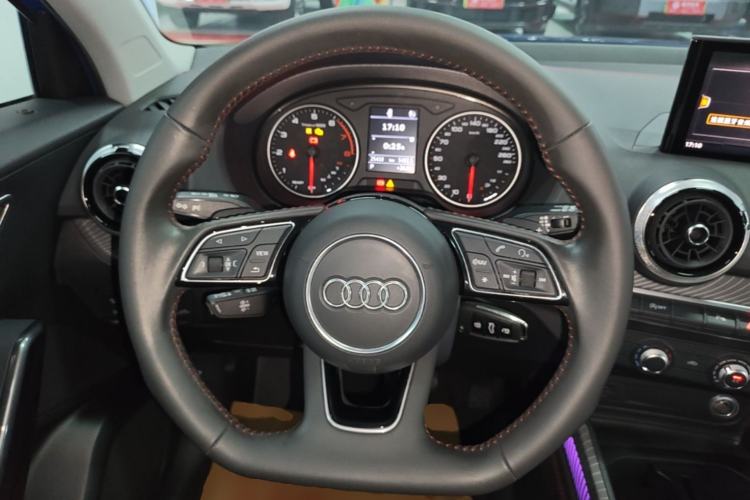 Used Audi Q2L 2022 35 TFSI Progressive Dynamic Edition Steering Wheel