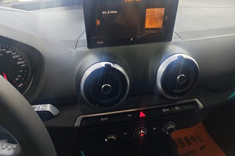Used Audi Q2L 2022 35 TFSI Advanced Style Edition Audio And AC Panel