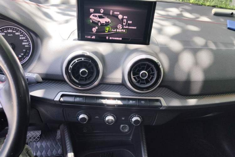 Used Audi Q2L 2022 35 TFSI Progressive Dynamic Edition Audio And AC Panel