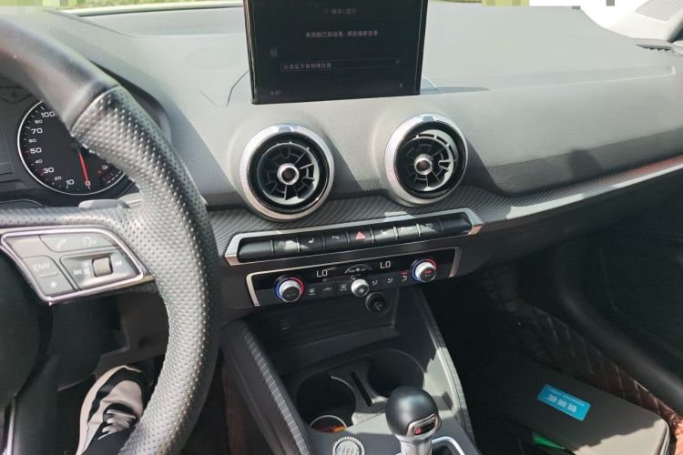 Used Audi Q2L 2022 35 TFSI Fashionable and Elegant Model Audio And AC Panel
