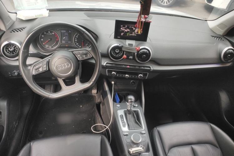 Used Audi Q2L 2022 35 TFSI Fashion Dynamic Model Center Console