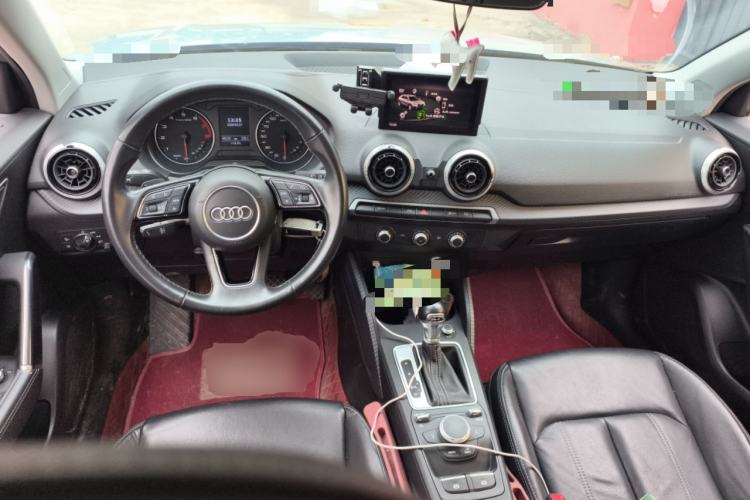 Used Audi Q2L 2022 35 TFSI Advanced Style Edition Center Console