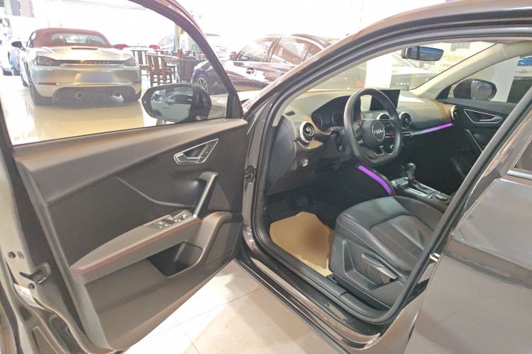 Used Audi Q2L 2022 35 TFSI Progressive Dynamic Edition Driver Seat