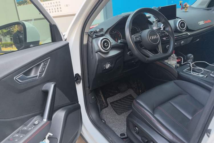 Used Audi Q2L 2022 35 TFSI Progressive Dynamic Edition Driver Seat