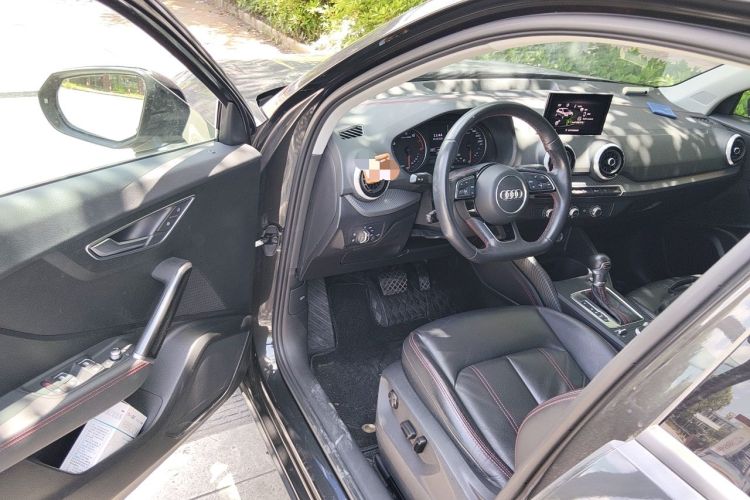 Used Audi Q2L 2022 35 TFSI Progressive Dynamic Edition Driver Seat