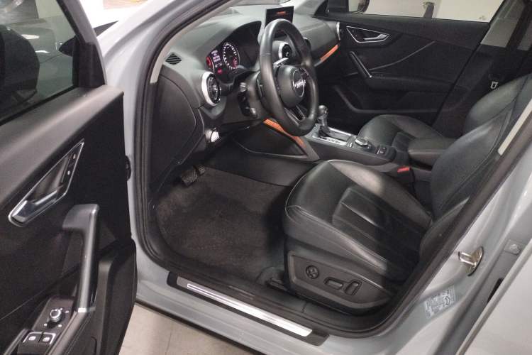 Used Audi Q2L 2022 35 TFSI Fashionable and Elegant Model Driver Seat