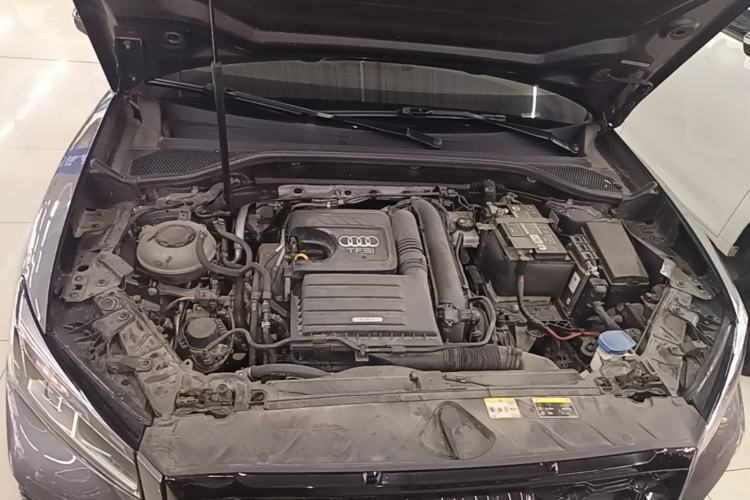 Used Audi Q2L 2022 35 TFSI Fashion Dynamic Model Engine Bay