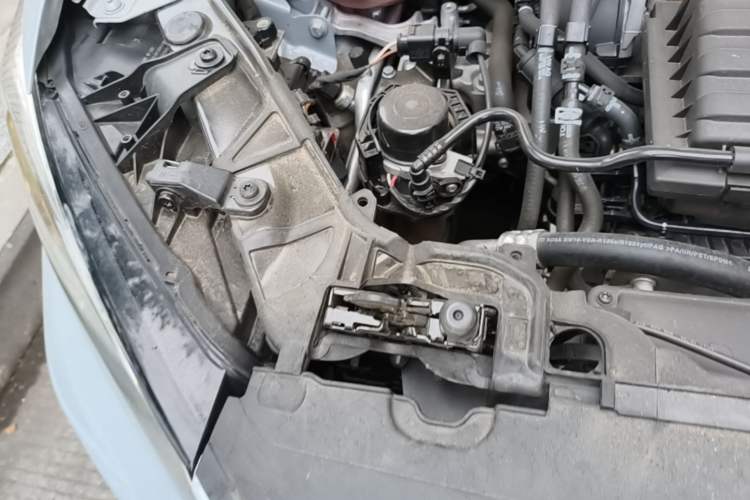 Used Audi Q2L 2022 35 TFSI Fashionable and Elegant Model Engine Bay Right