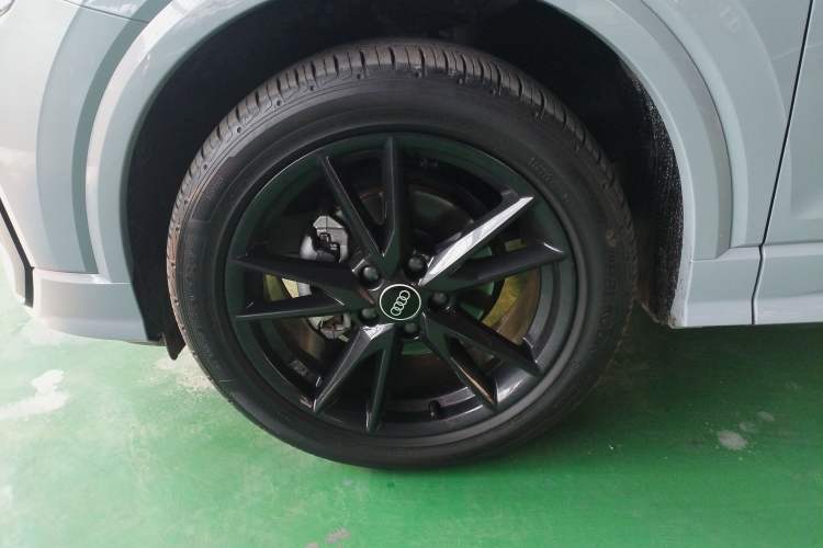 Used Audi Q2L 2022 35 TFSI Progressive Dynamic Edition Exterior 3