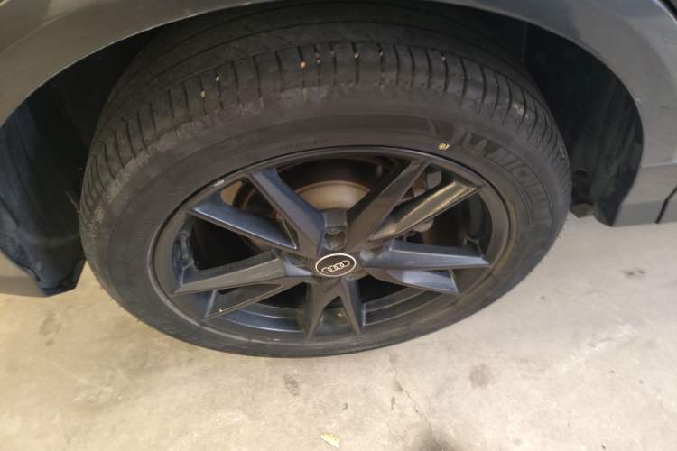 Used Audi Q2L 2022 35 TFSI Progressive Dynamic Edition Exterior 5