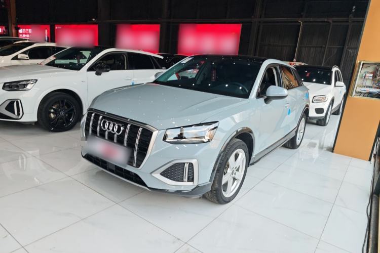Used Audi Q2L 2022 35 TFSI Advanced Style Edition Guazi used car, China used car export, Used car for sale, Used cars, Cheapest cars for sale