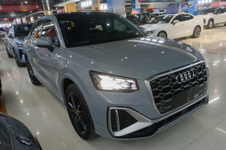 Used Audi Q2L 2022 35 TFSI Progressive Dynamic Edition Front Right 45 Deg