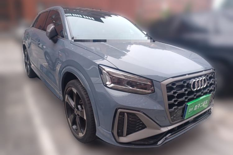 Used Audi Q2L 2022 35 TFSI RS Kit Performance Model Front Right 45 Deg