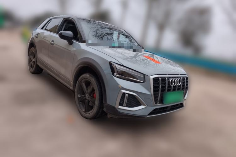 Used Audi Q2L 2022 35 TFSI Advanced Style Edition Front Right 45 Deg
