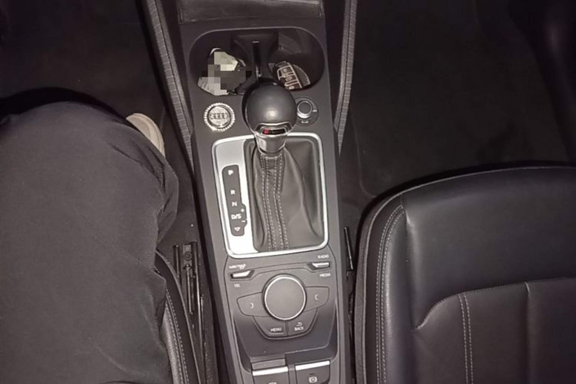 Used Audi Q2L 2022 35 TFSI Fashion Dynamic Model Gear Lever