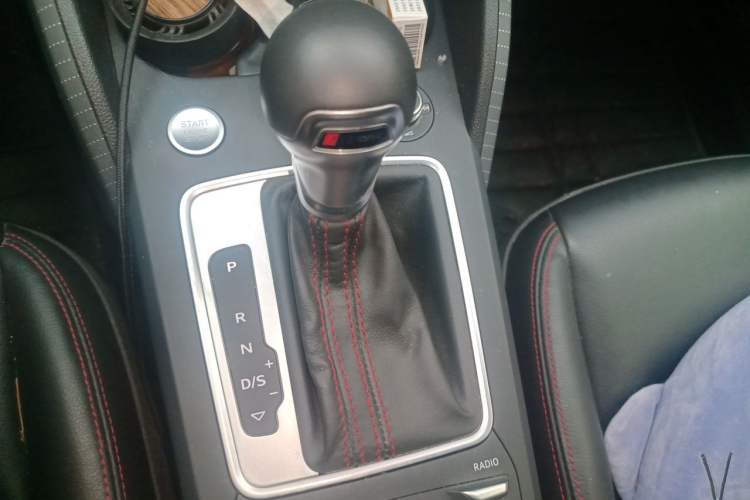 Used Audi Q2L 2022 35 TFSI RS Kit Performance Model Gear Lever