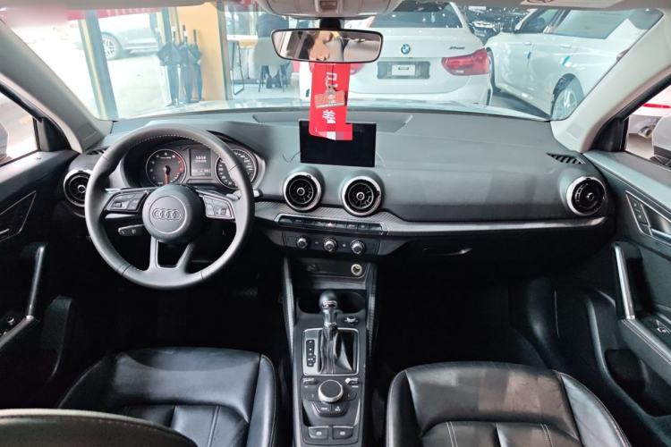 Used Audi Q2L 2022 35 TFSI Advanced Style Edition Interior 3