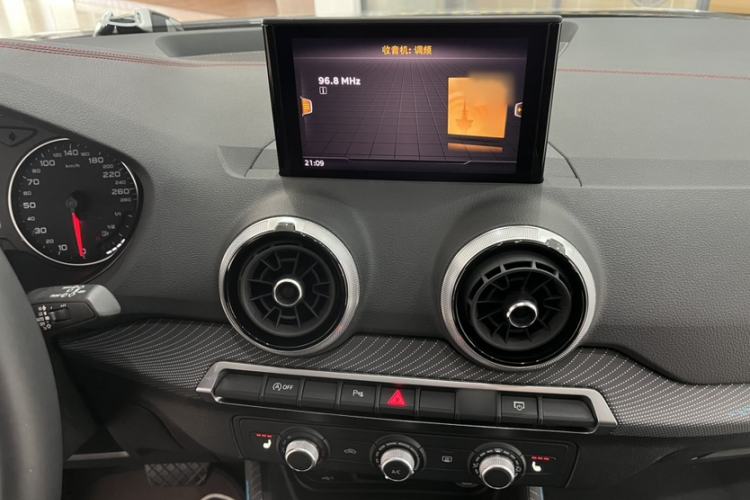Used Audi Q2L 2022 35 TFSI Progressive Dynamic Edition Interior 3