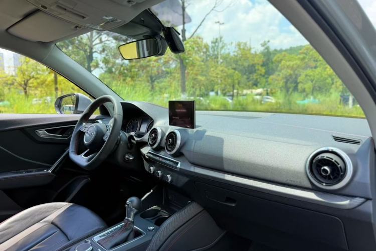 Used Audi Q2L 2022 35 TFSI Progressive Dynamic Edition Interior 7