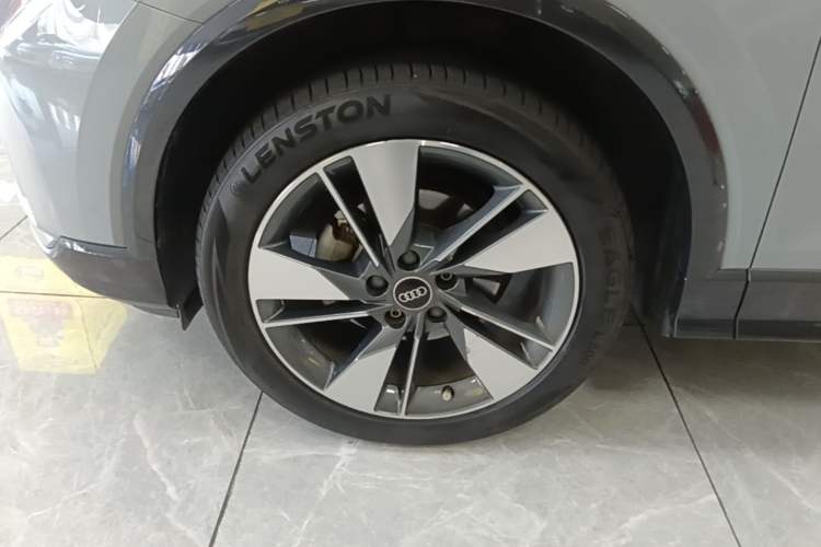 Used Audi Q2L 2022 35 TFSI Fashionable and Elegant Model Left Front Wheel Hub