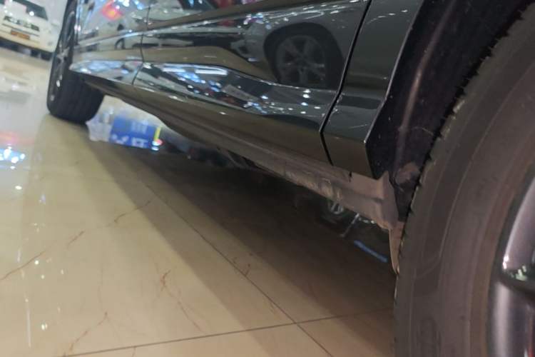 Used Audi Q2L 2022 35 TFSI Progressive Dynamic Edition Left Side Sill