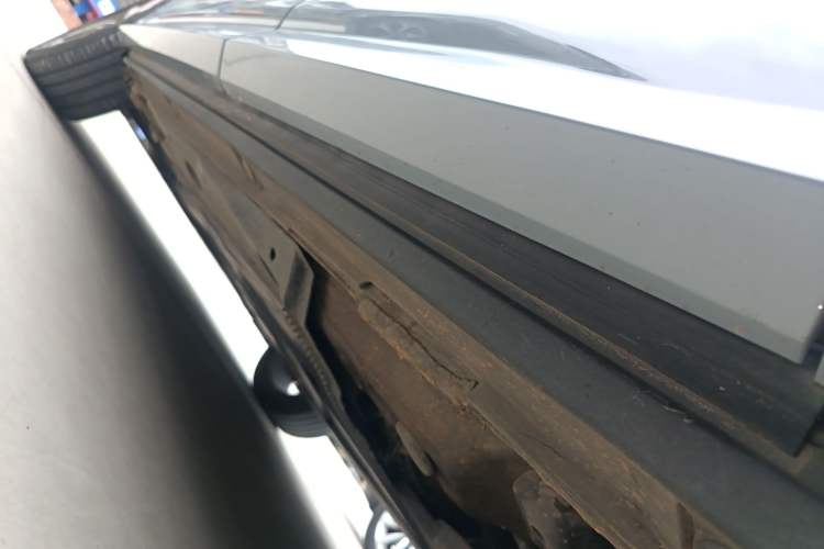 Used Audi Q2L 2022 35 TFSI Fashion Dynamic Model Left Side Sill