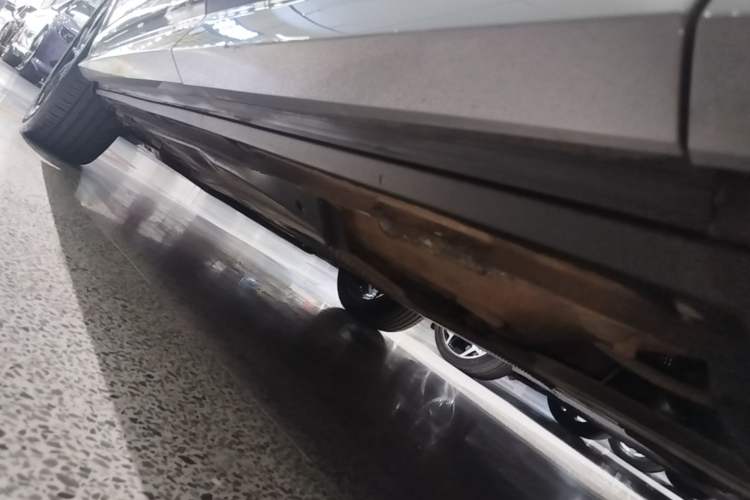 Used Audi Q2L 2022 35 TFSI Progressive Dynamic Edition Left Side Sill