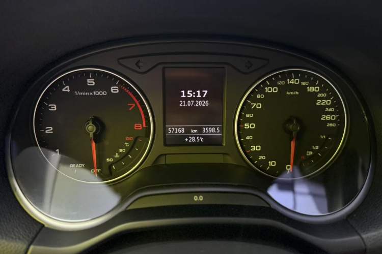 Used Audi Q2L 2022 35 TFSI Progressive Dynamic Edition Odometer Close Up