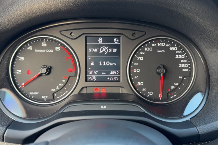 Used Audi Q2L 2022 35 TFSI Fashion Dynamic Model Odometer Close Up