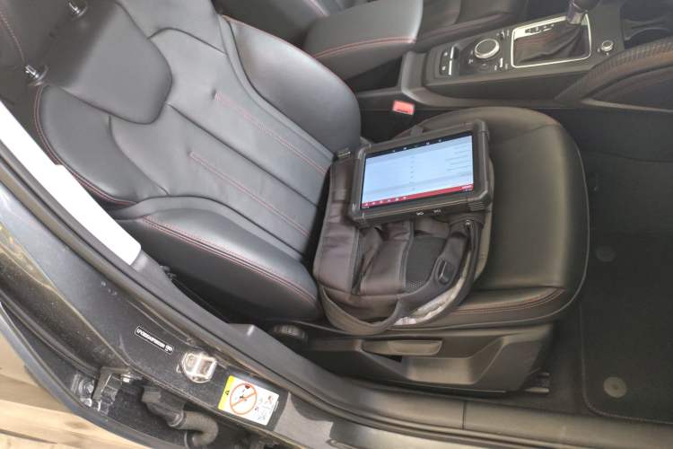 Used Audi Q2L 2022 35 TFSI Progressive Dynamic Edition Right Front Seat