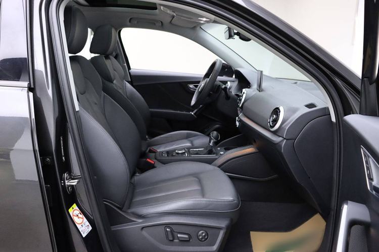 Used Audi Q2L 2022 35 TFSI Fashionable and Elegant Model Right Front Seat