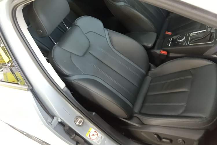 Used Audi Q2L 2022 35 TFSI Fashionable and Elegant Model Right Front Seat