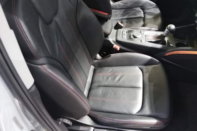 Used Audi Q2L 2022 35 TFSI Progressive Dynamic Edition Right Front Seat