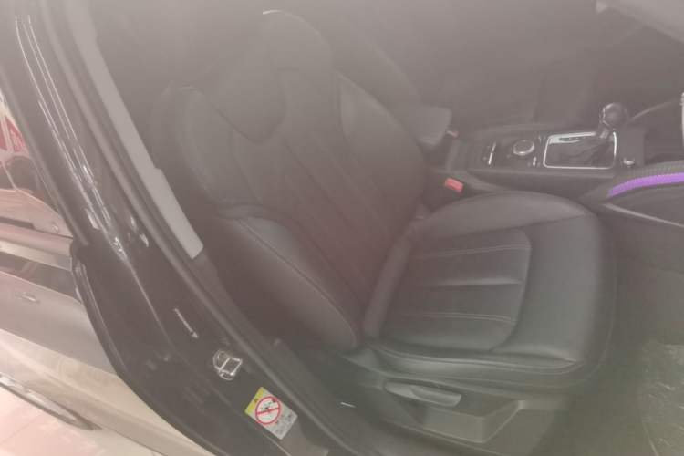 Used Audi Q2L 2022 35 TFSI Advanced Style Edition Right Front Seat