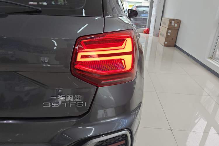 Used Audi Q2L 2022 35 TFSI Progressive Dynamic Edition Right Rear Taillight
