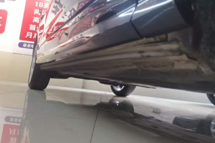 Used Audi Q2L 2022 35 TFSI Advanced Style Edition Right Side Sill