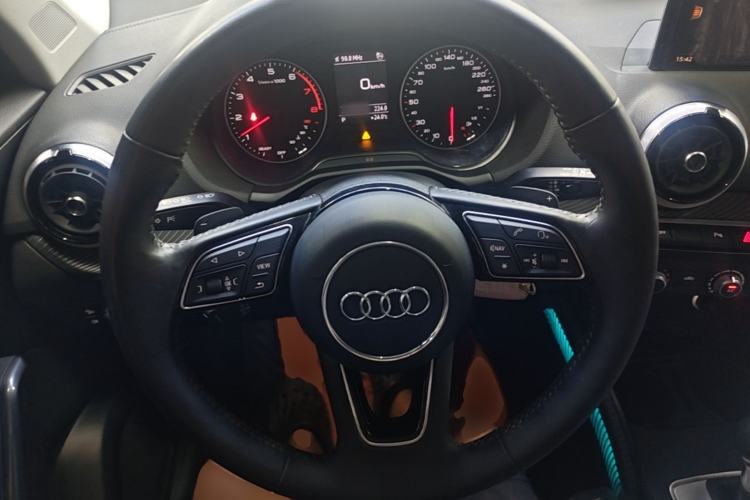 Used Audi Q2L 2022 35 TFSI Advanced Style Edition Steering Wheel