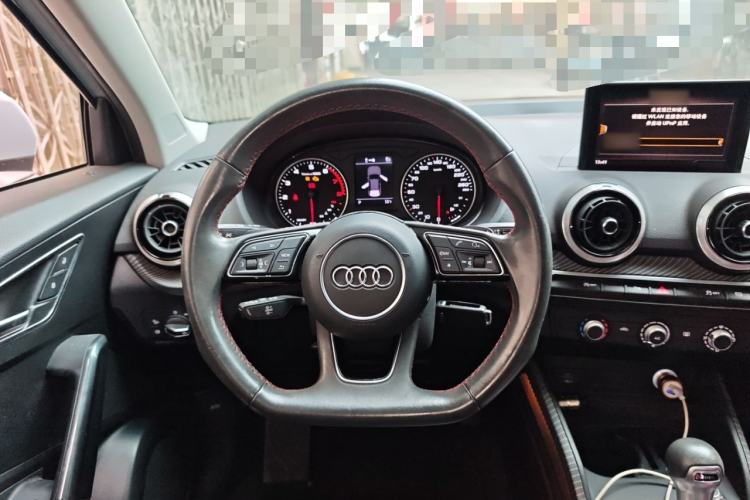 Used Audi Q2L 2022 35 TFSI Progressive Dynamic Edition Steering Wheel