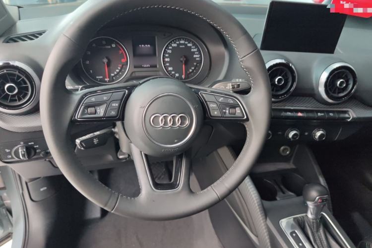 Used Audi Q2L 2022 35 TFSI Advanced Style Edition Steering Wheel