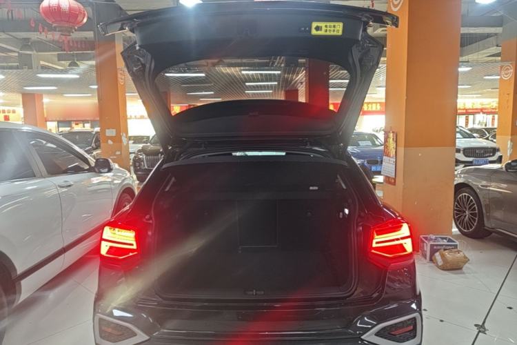 Used Audi Q2L 2022 35 TFSI Fashionable and Elegant Model Trunk