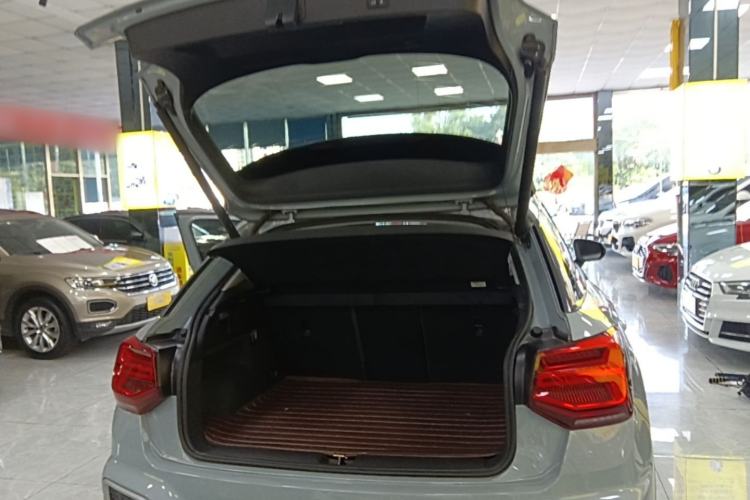 Used Audi Q2L 2022 35 TFSI Fashionable and Elegant Model Trunk