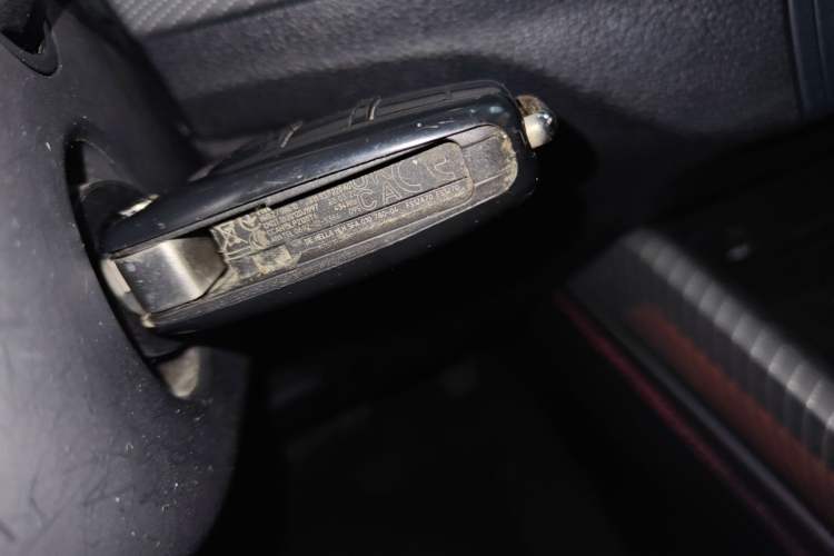 Used Audi Q2L 2022 35 TFSI Progressive Dynamic Edition Vehicle Key