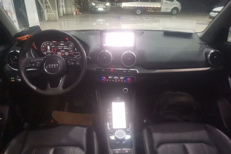 Used Audi Q2L 2022 35 TFSI Luxury Prestige Edition Center Console