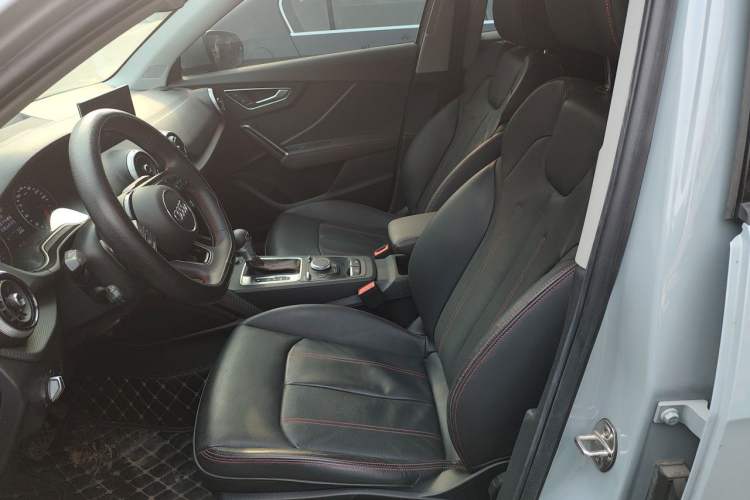Used Audi Q2L 2022 35 TFSI Progressive Dynamic Edition Left Front Seat