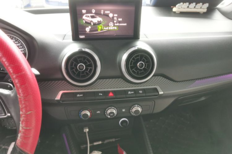 Used Audi Q2L 2022 35 TFSI Advanced Style Edition Audio And AC Panel