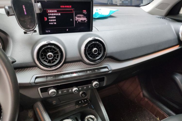 Used Audi Q2L 2022 35 TFSI Fashionable and Elegant Model Audio And AC Panel