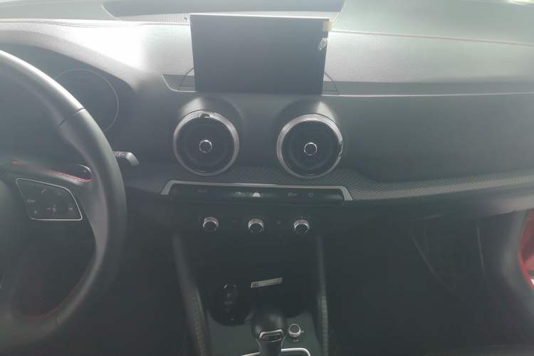 Used Audi Q2L 2022 35 TFSI Progressive Dynamic Edition Audio And AC Panel