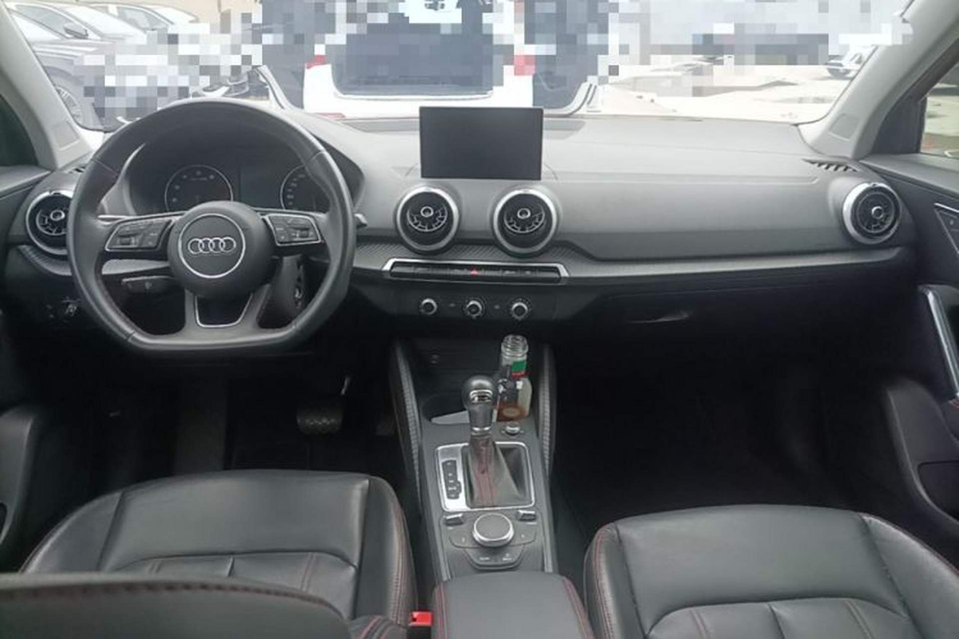 Used Audi Q2L 2022 35 TFSI Progressive Dynamic Edition Center Console